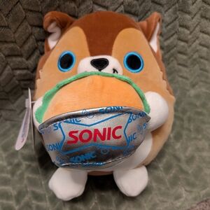 Zuru Snackles Sonic Brown and White Puppy With Hamburger